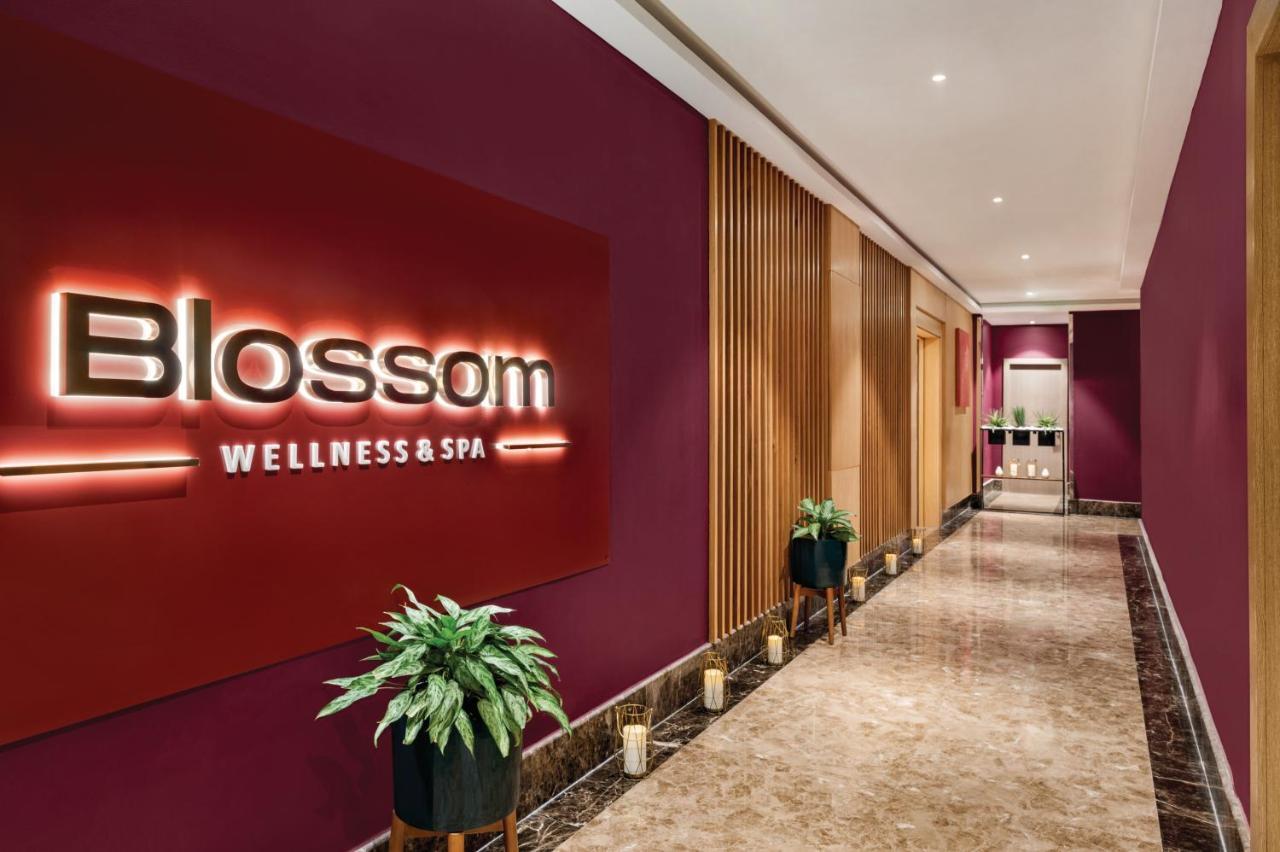 Wyndham Doha West Bay Hotel Ngoại thất bức ảnh Blossom Spa