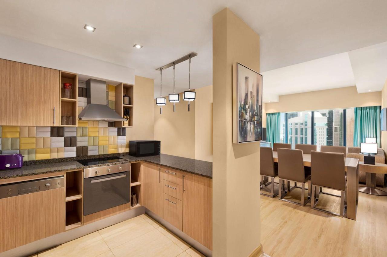 Wyndham Doha West Bay Hotel Ngoại thất bức ảnh A typical apartment interior