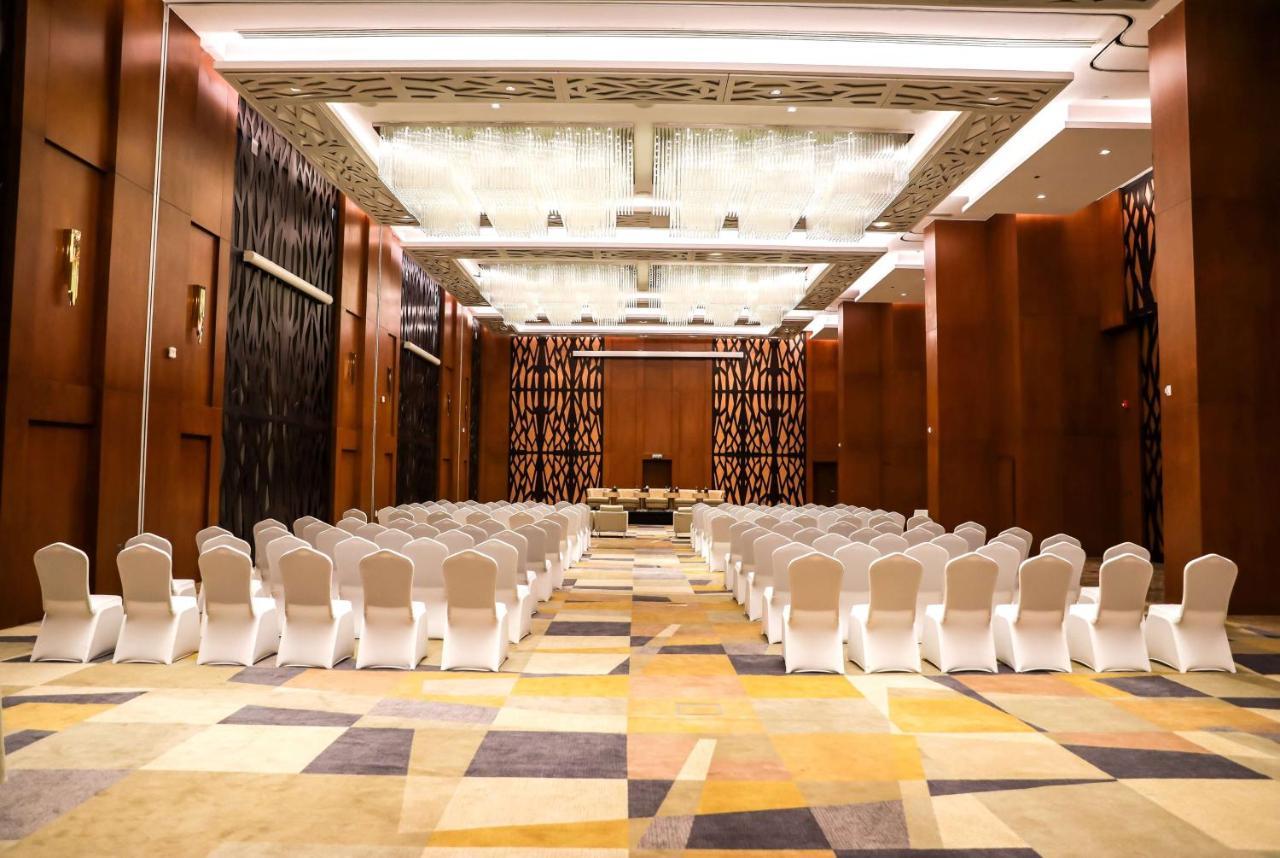 Wyndham Doha West Bay Hotel Ngoại thất bức ảnh The Grand Ballroom