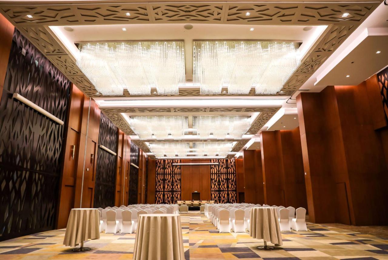 Wyndham Doha West Bay Hotel Ngoại thất bức ảnh The ballroom