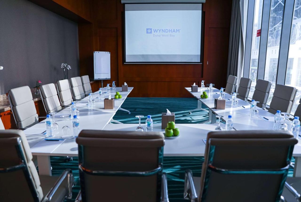 Wyndham Doha West Bay Hotel Ngoại thất bức ảnh Meeting room