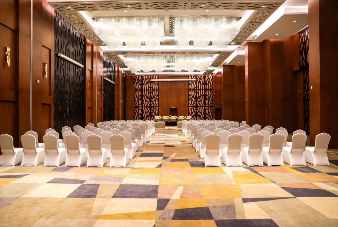 Wyndham Doha West Bay Hotel Ngoại thất bức ảnh The ballroom