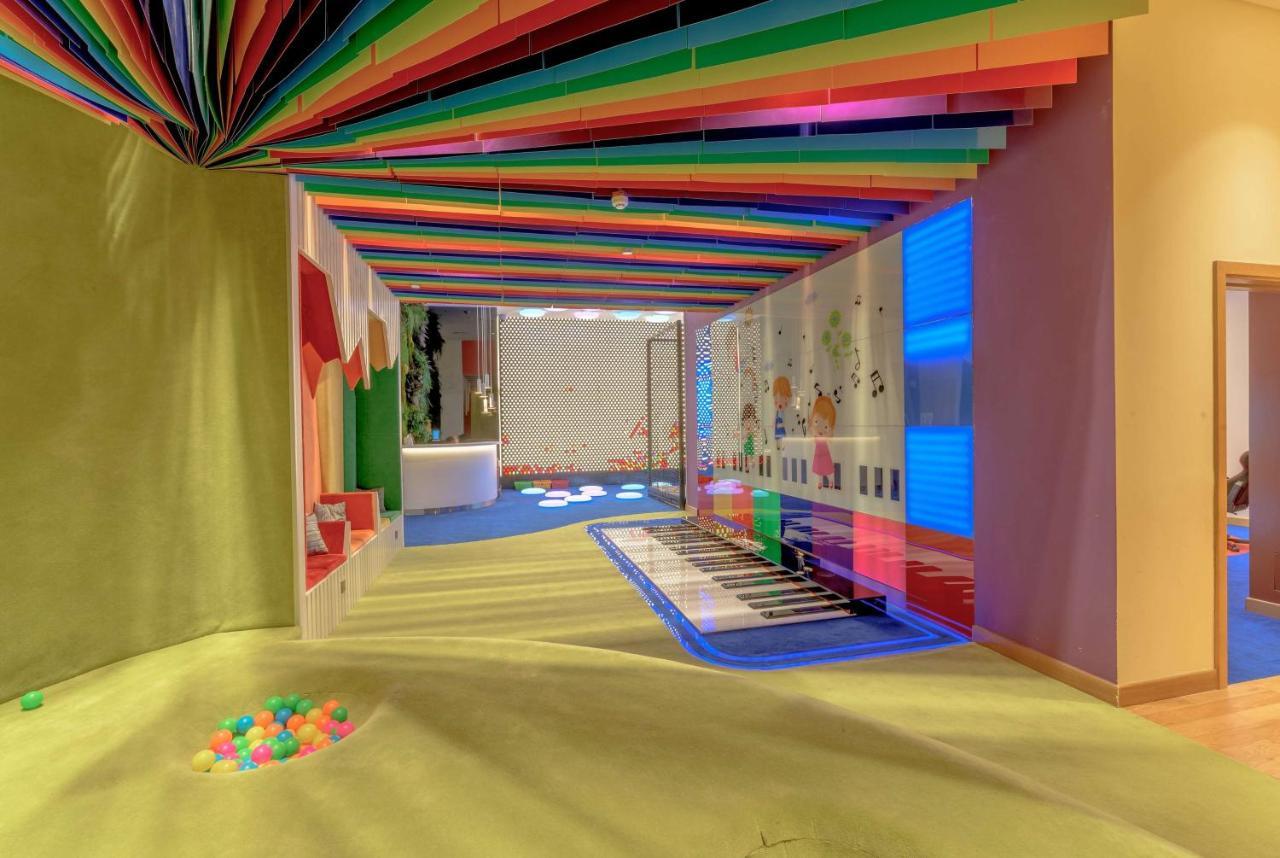 Wyndham Doha West Bay Hotel Ngoại thất bức ảnh The Children's Museum of Oakville